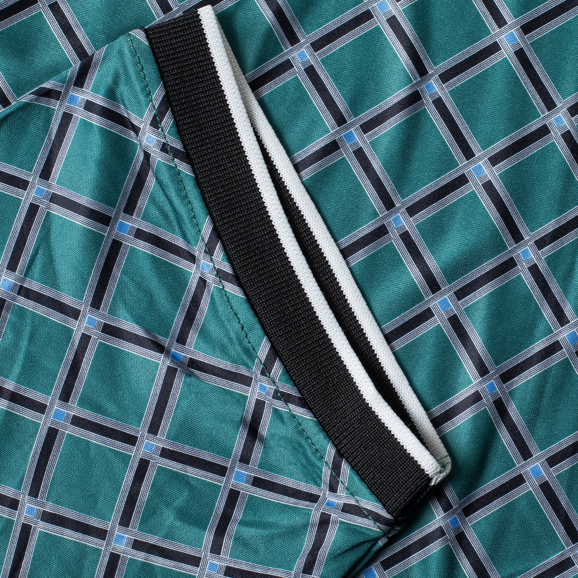 HALF SLEEVE MEN SPORTS POLO SHIRT - Vibrantbd.com