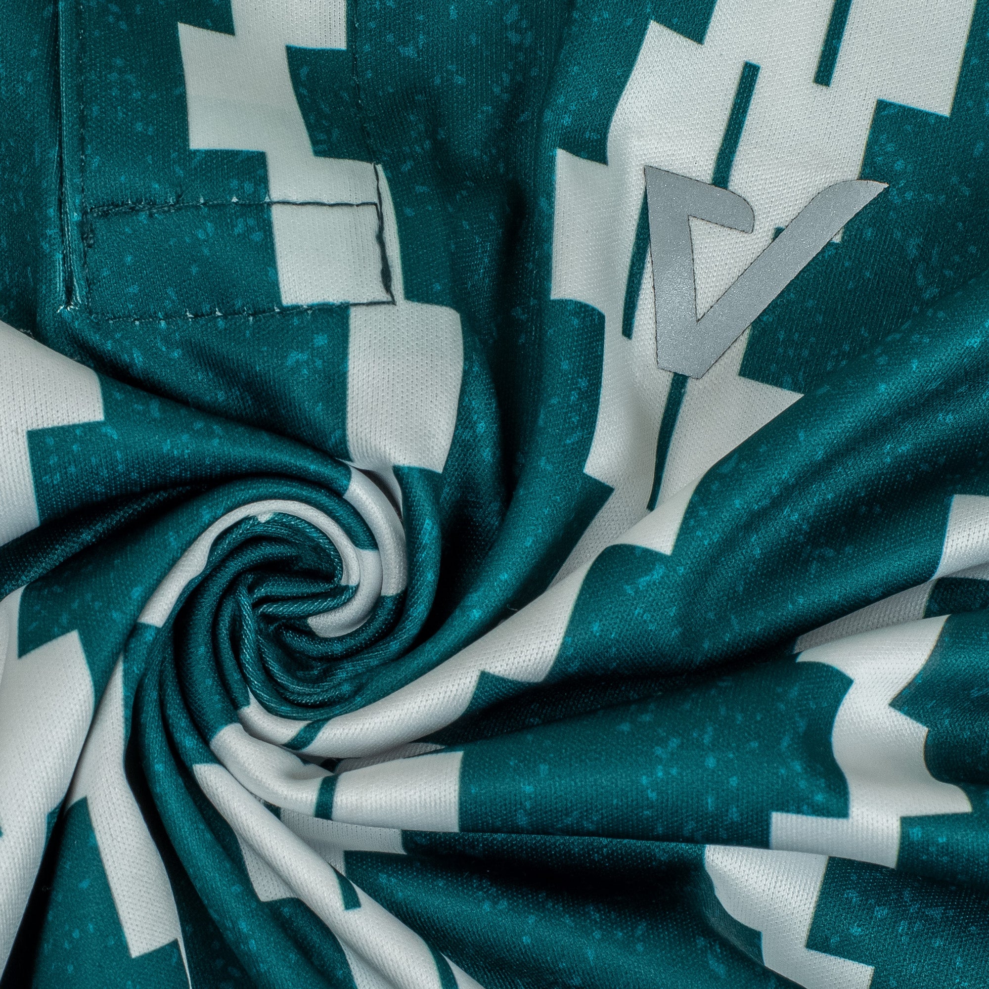 Vibrant Men's Sports Polo Shirt - Vibrantbd.com