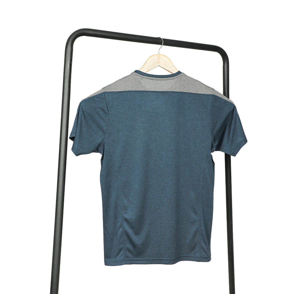 VIBRANT MEN'S SPORTS T-SHIRT