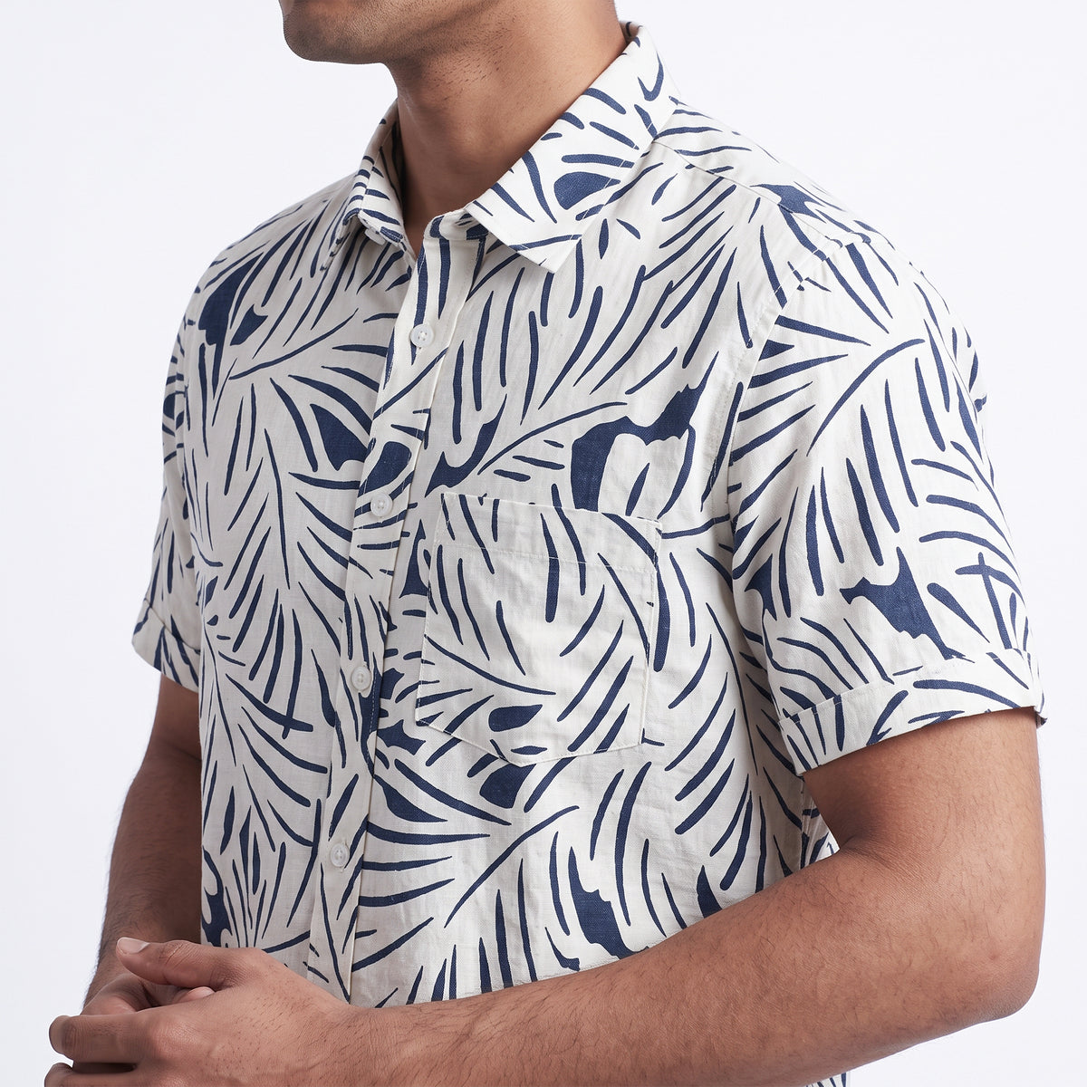 VIBRANT MEN HALF SLEEVE PRINTED SHIRT - Vibrantbd.com