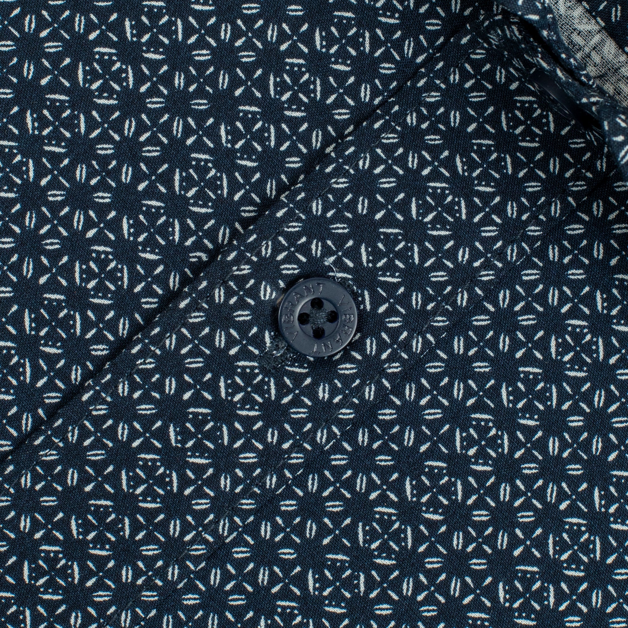 VIBRANT MEN'S GEOMETRIC PRINTED HALF SLEEVE SHIRT