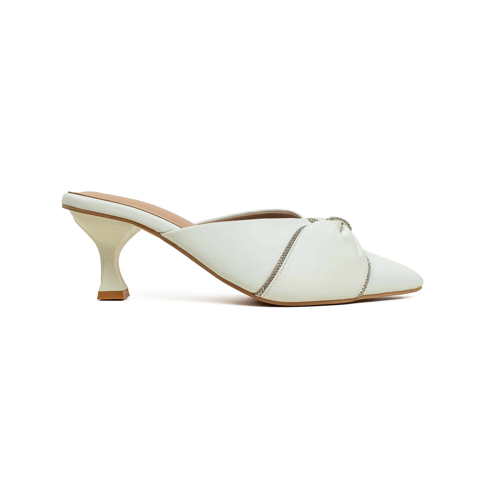 Vibrant Women's white pointed-toe heel