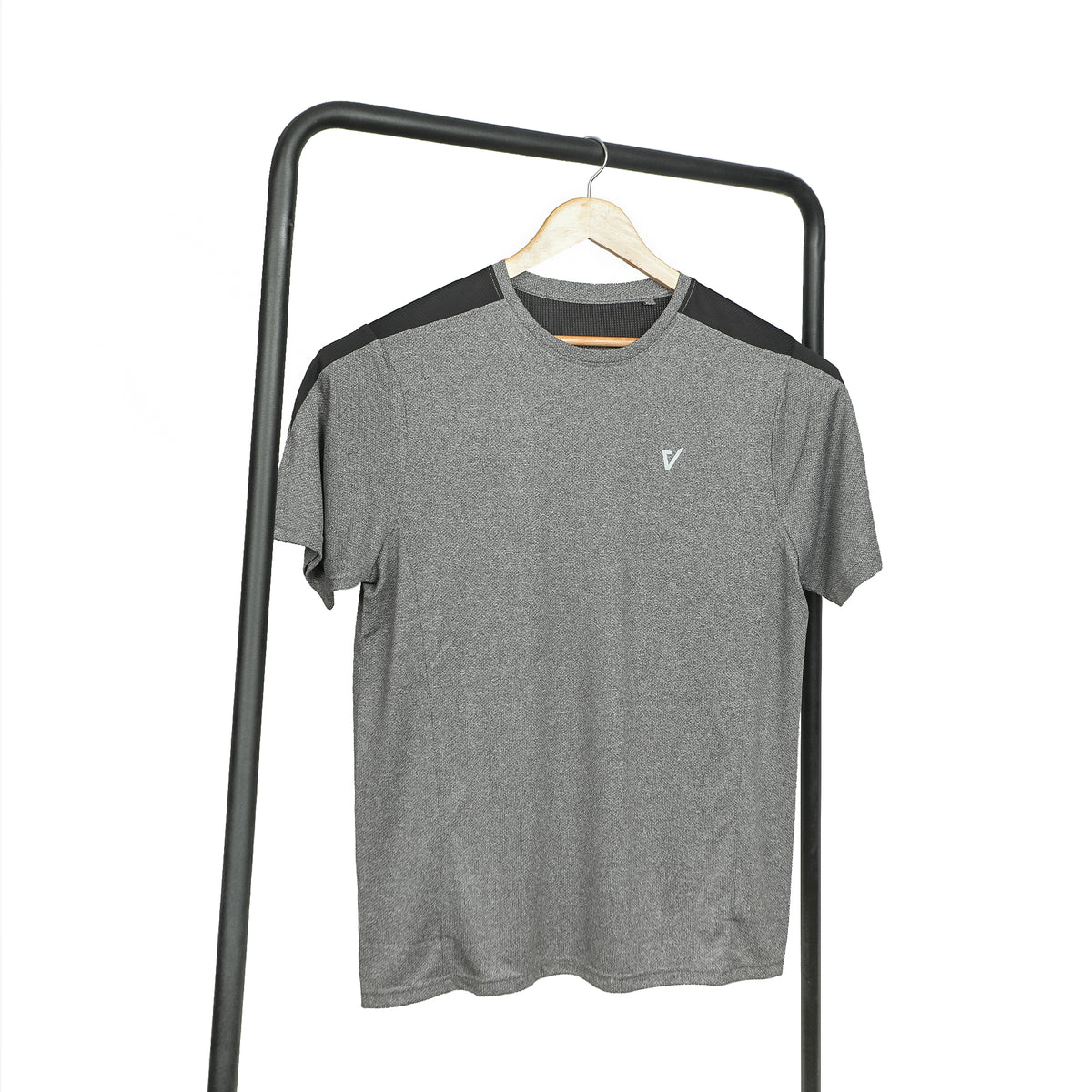 VIBRANT MEN'S SPORTS T-SHIRT
