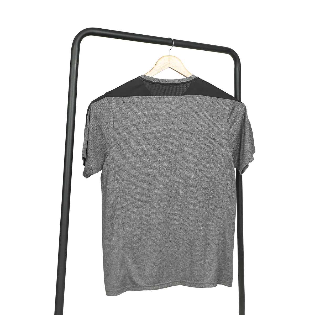 VIBRANT MEN'S SPORTS T-SHIRT