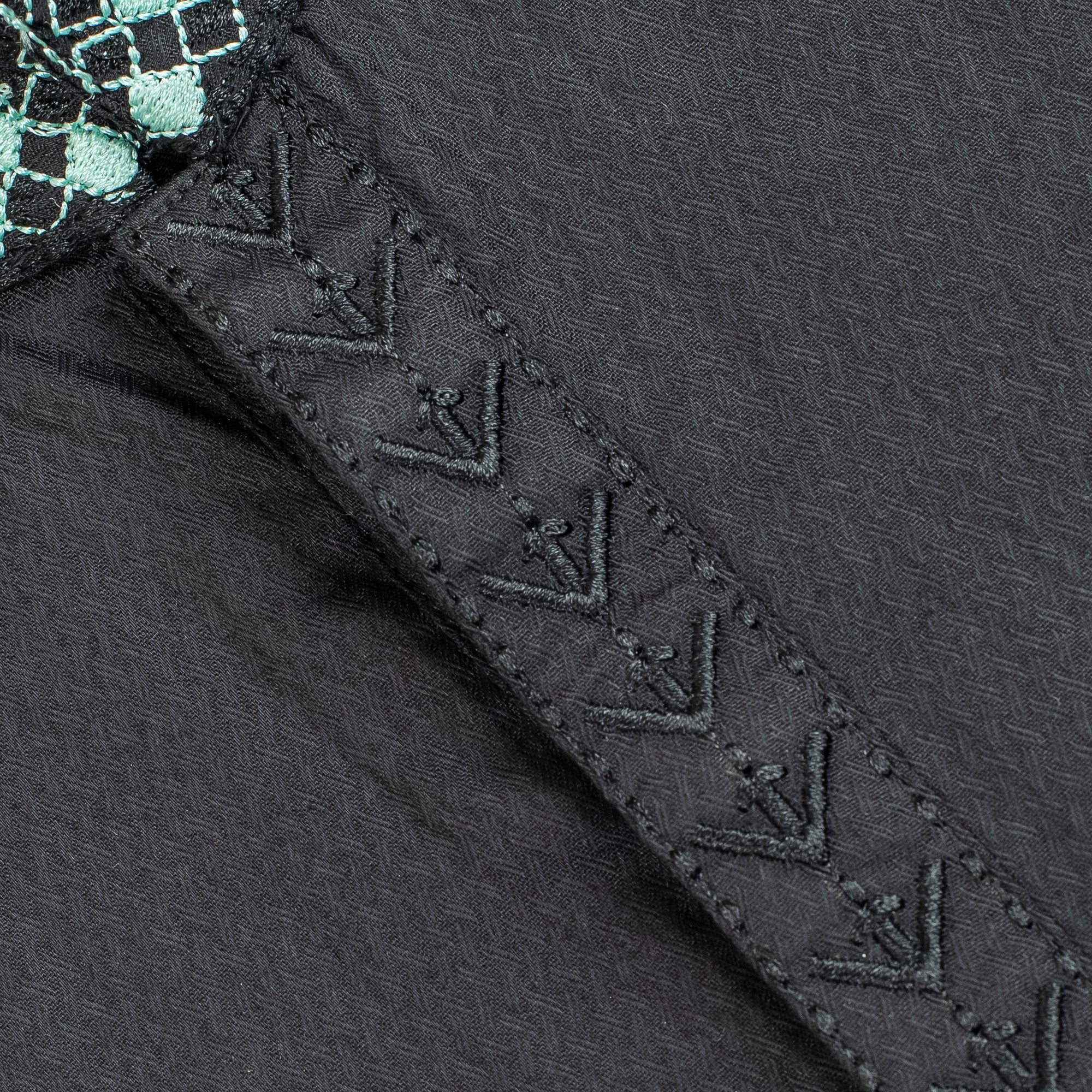 Vibrant Men's Cotton Panjabi – Elegant Black with Embroidered Collar, Premium Festive & Casual Wear - Vibrantbd.com