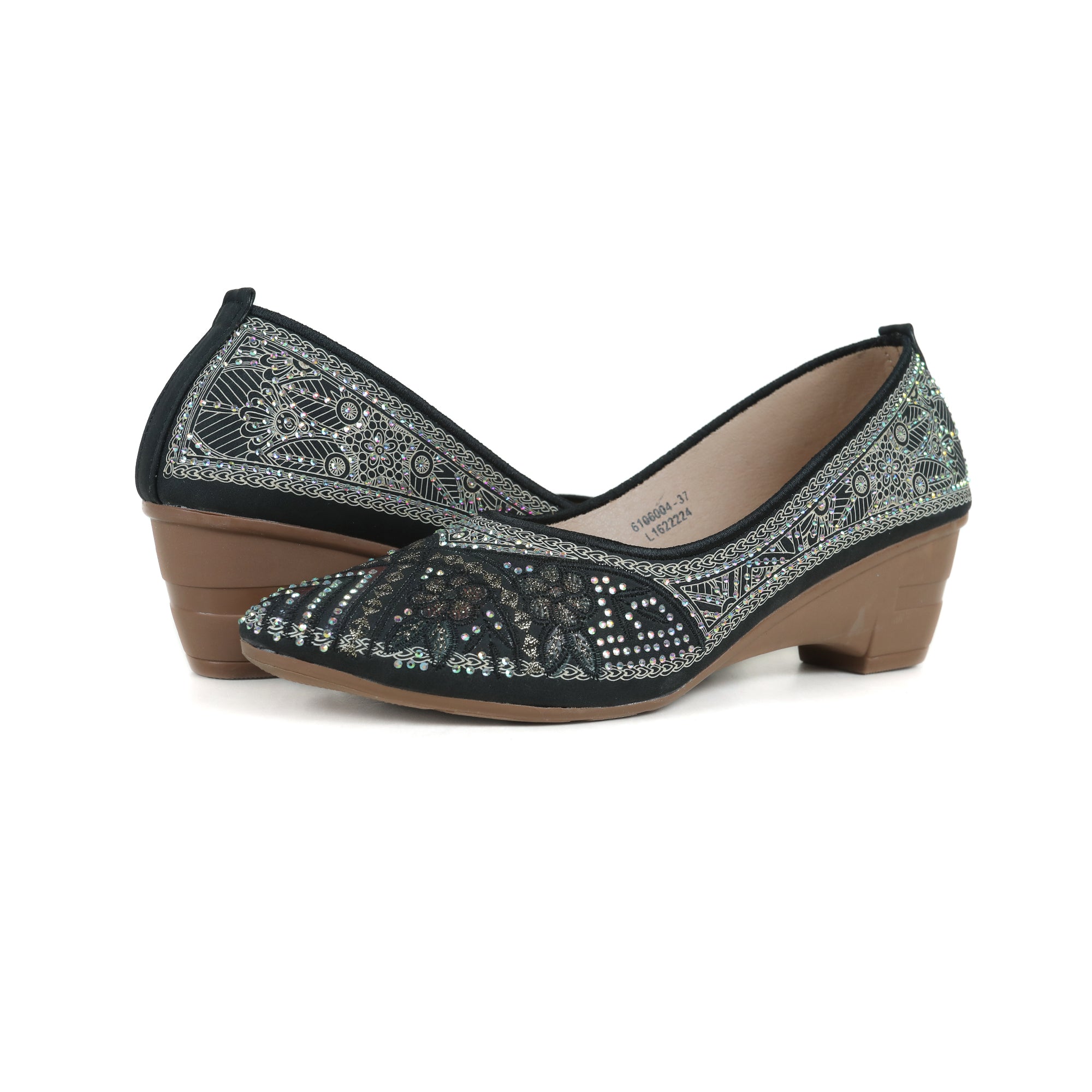 LADIES CLOSE SHOE