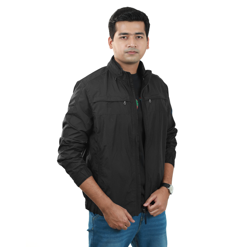 MEN JACKET WITH ADJUSTABLE HOOD