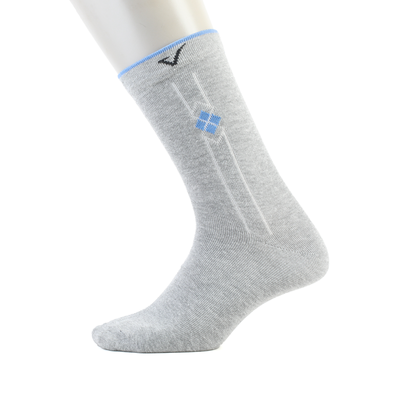 MID CALF LENGTH SOCKS